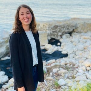 Meet your Posher, Jenny